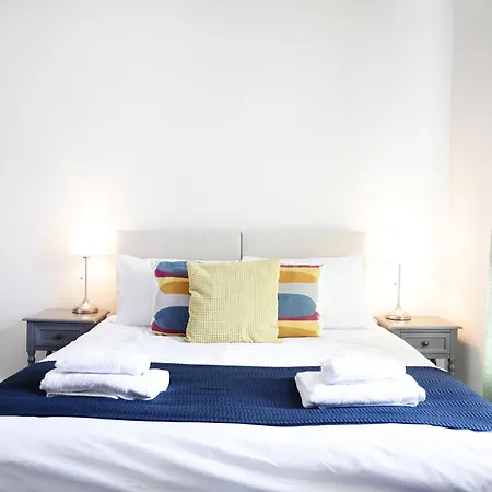 Sandbed House - Sleeps 4 To 6