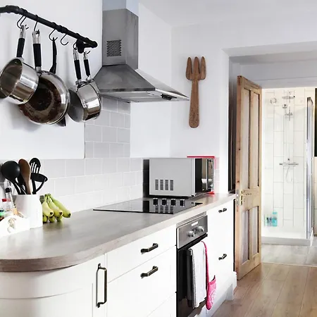 Sandbed House - Sleeps 4 To 6 Дом отдыха
