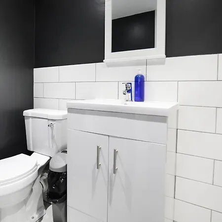 Sandbed House - Sleeps 4 To 6 Бристоль